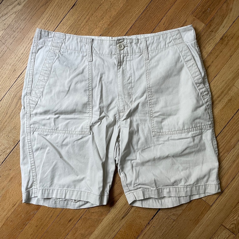 Old Navy Men’s Sz 36 Off-White Fatigue Style Shorts